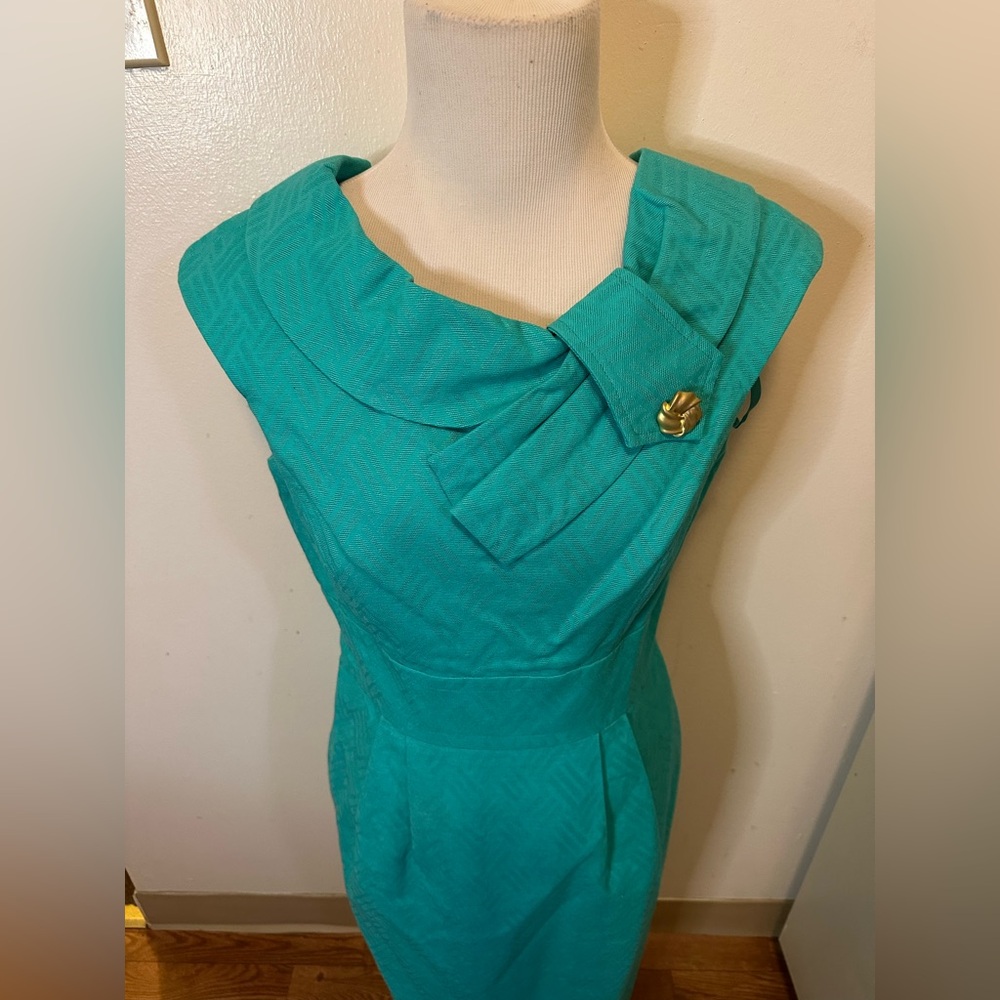 Eliza J Missy Retro Shift Dress - Picture 3 of 5